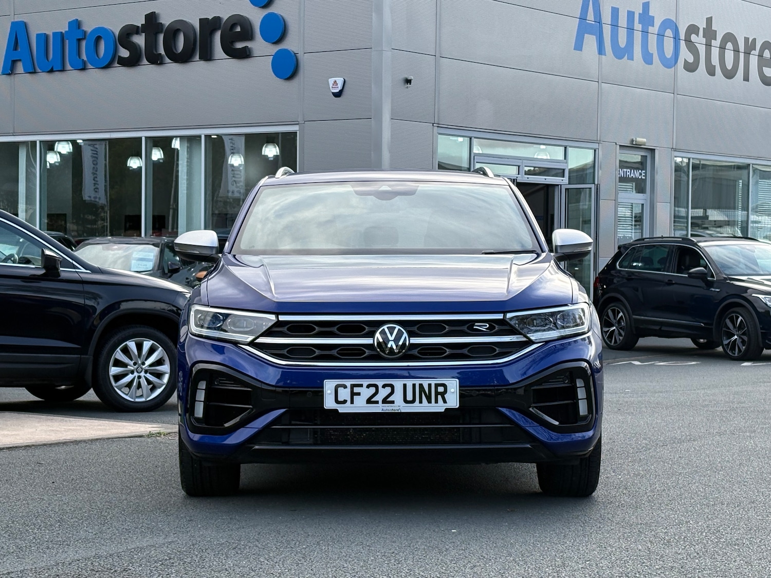 Used Volkswagen T-Roc 2022 for sale - 76113755: Photo 2