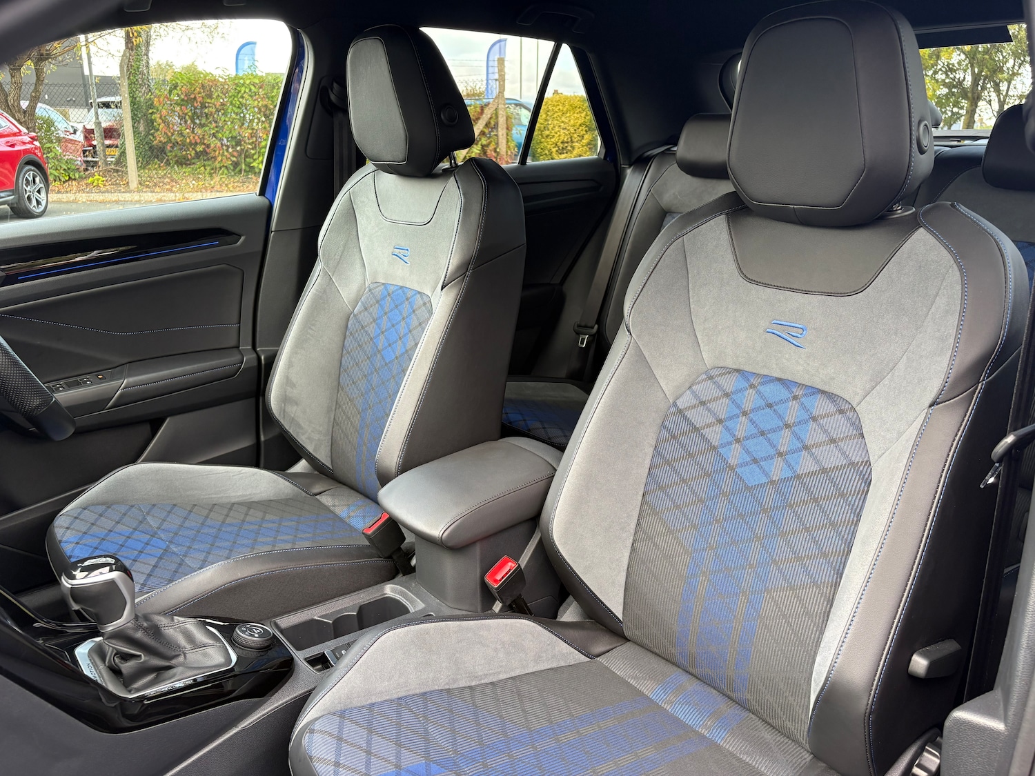 Used Volkswagen T-Roc 2022 for sale - 76113755: Photo 22