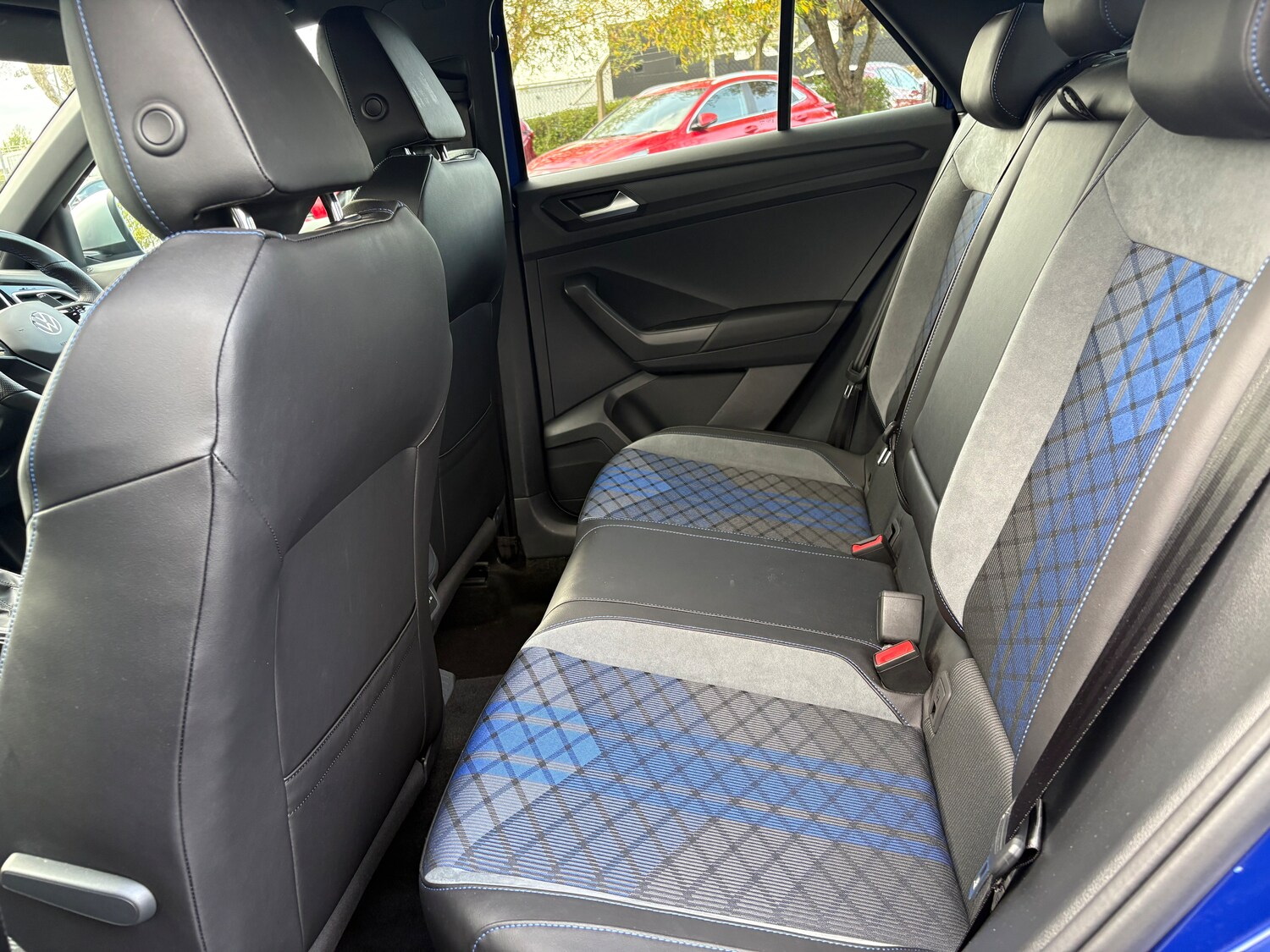 Used Volkswagen T-Roc 2022 for sale - 76113755: Photo 24