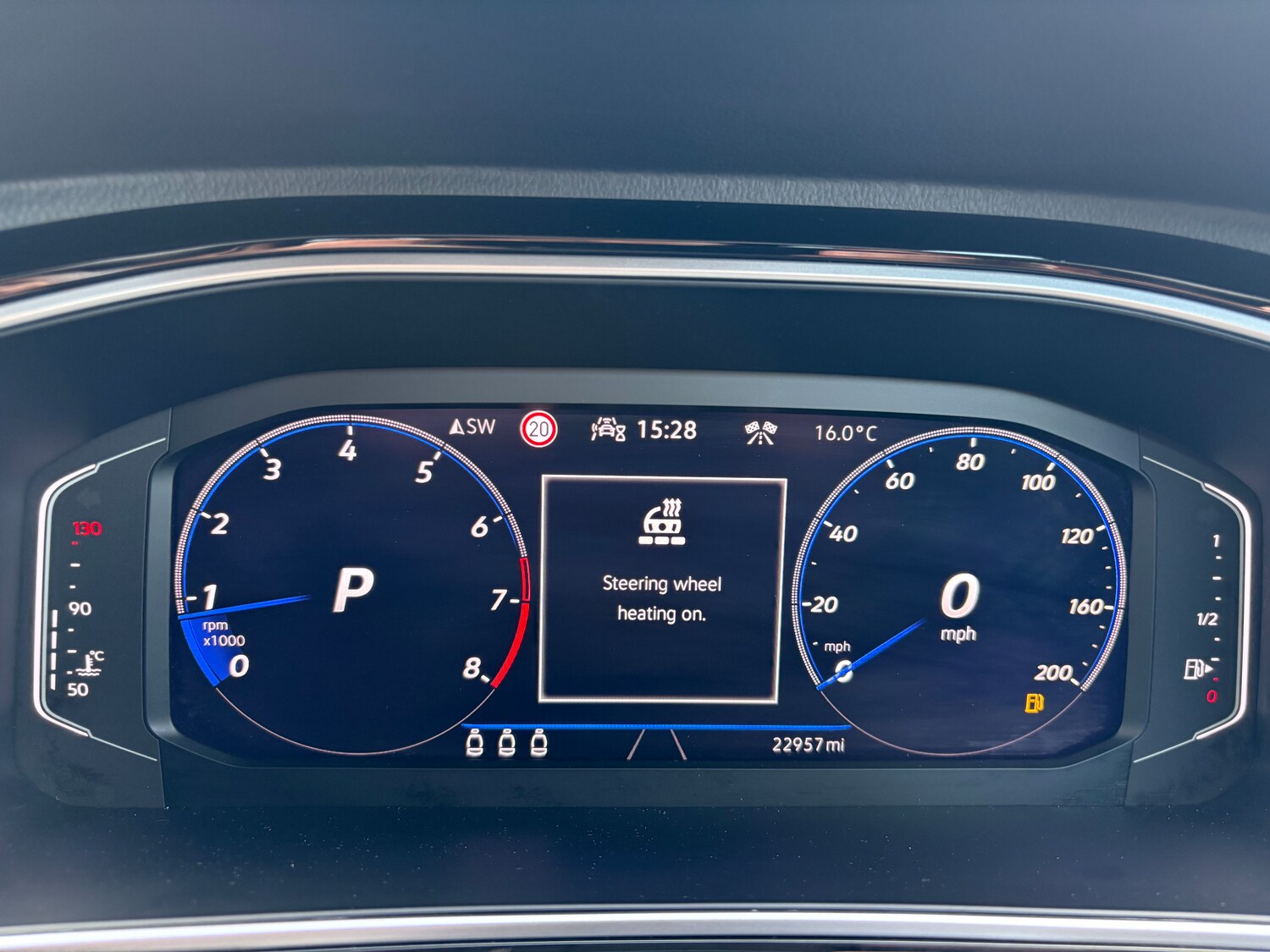 Used Volkswagen T-Roc 2022 for sale - 76113755: Photo 26