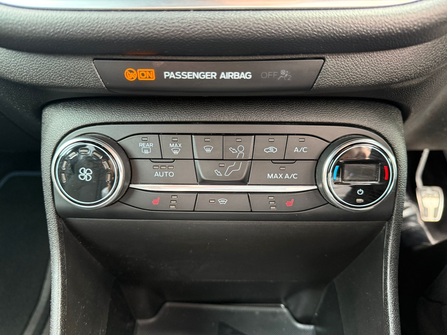 Vehicle 33