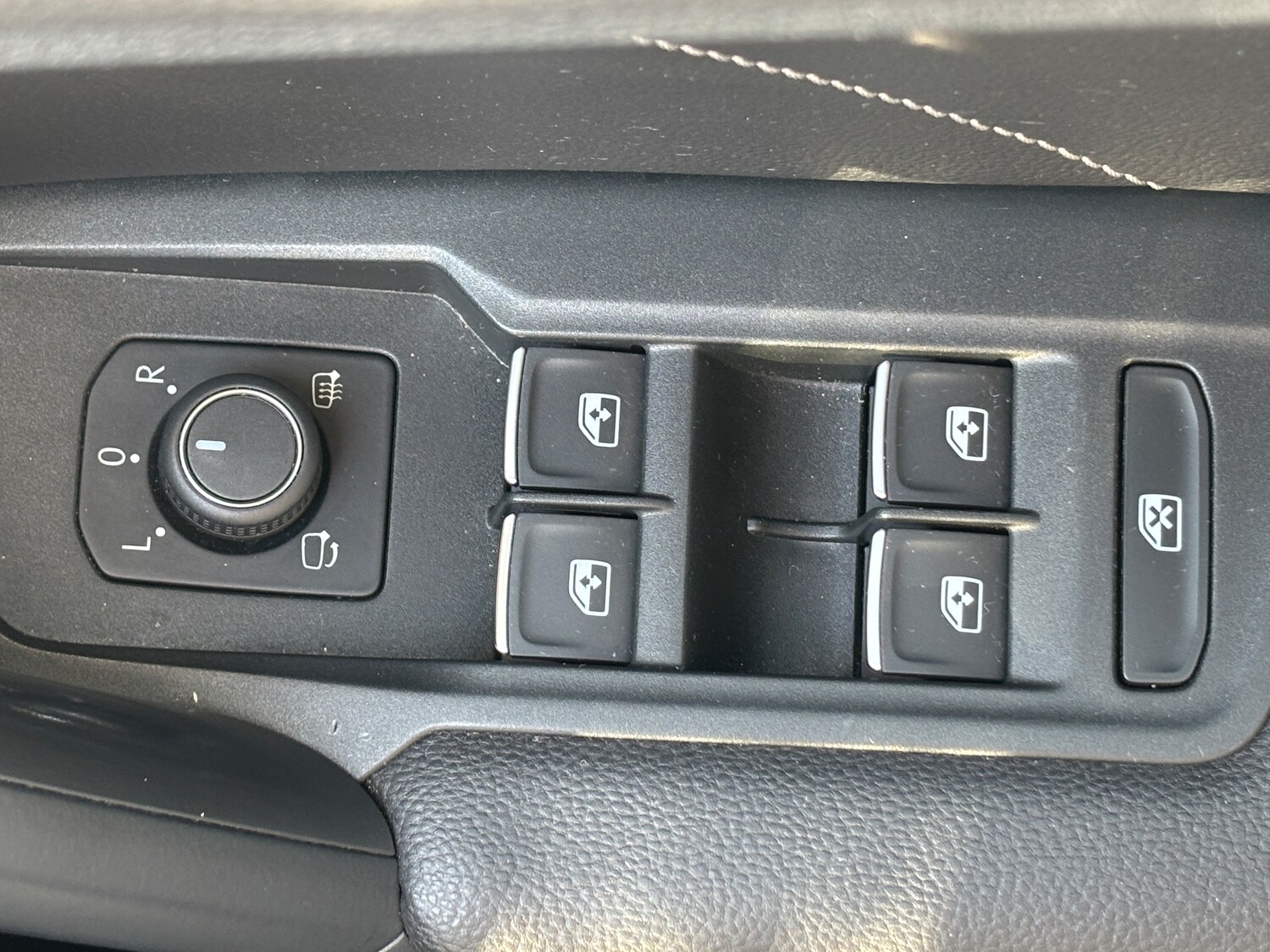 Used Volkswagen Tiguan 2023 for sale - 76040798: Photo 35