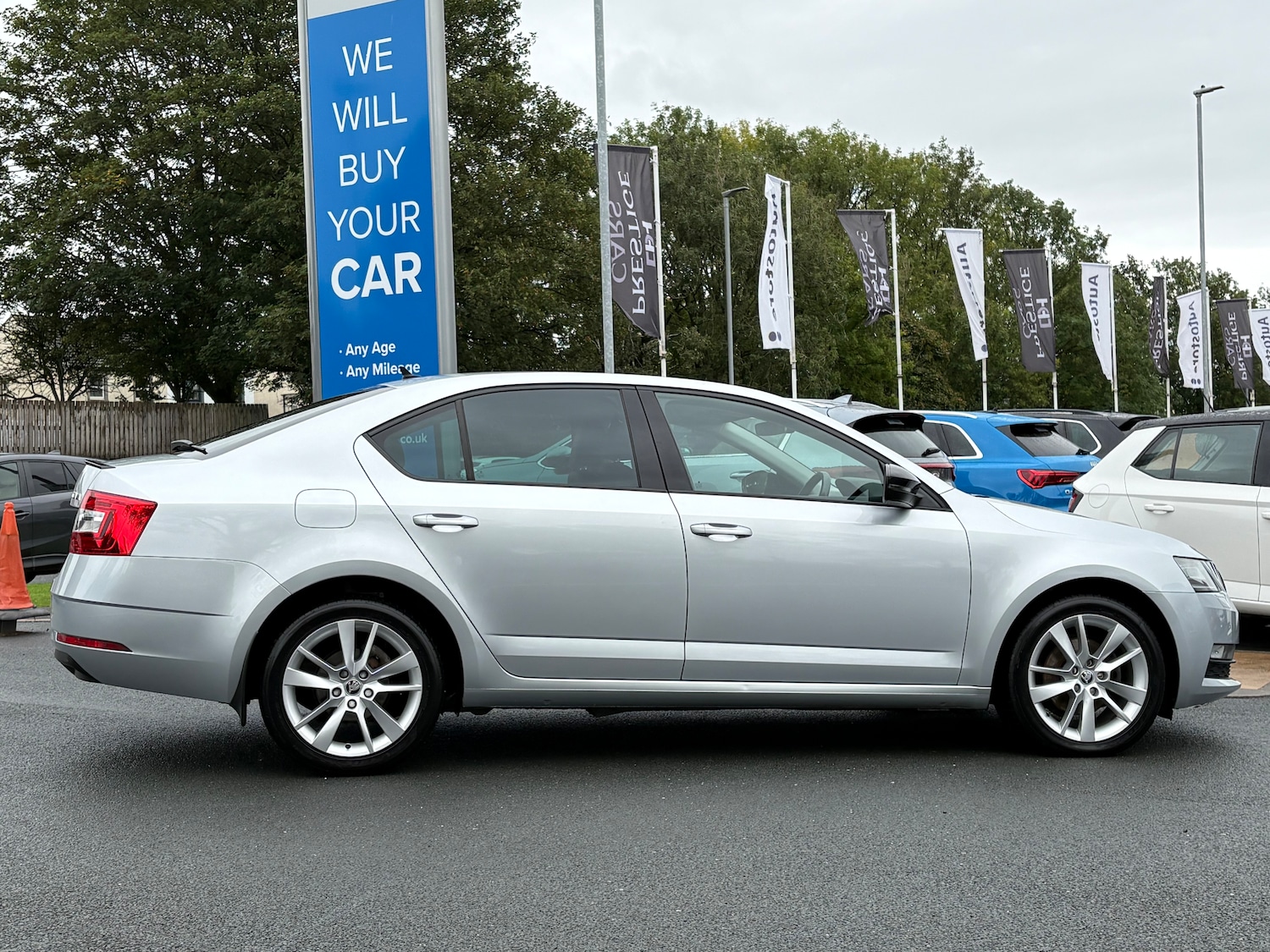 Used Skoda Octavia 2020 for sale - 76128327: Photo 5
