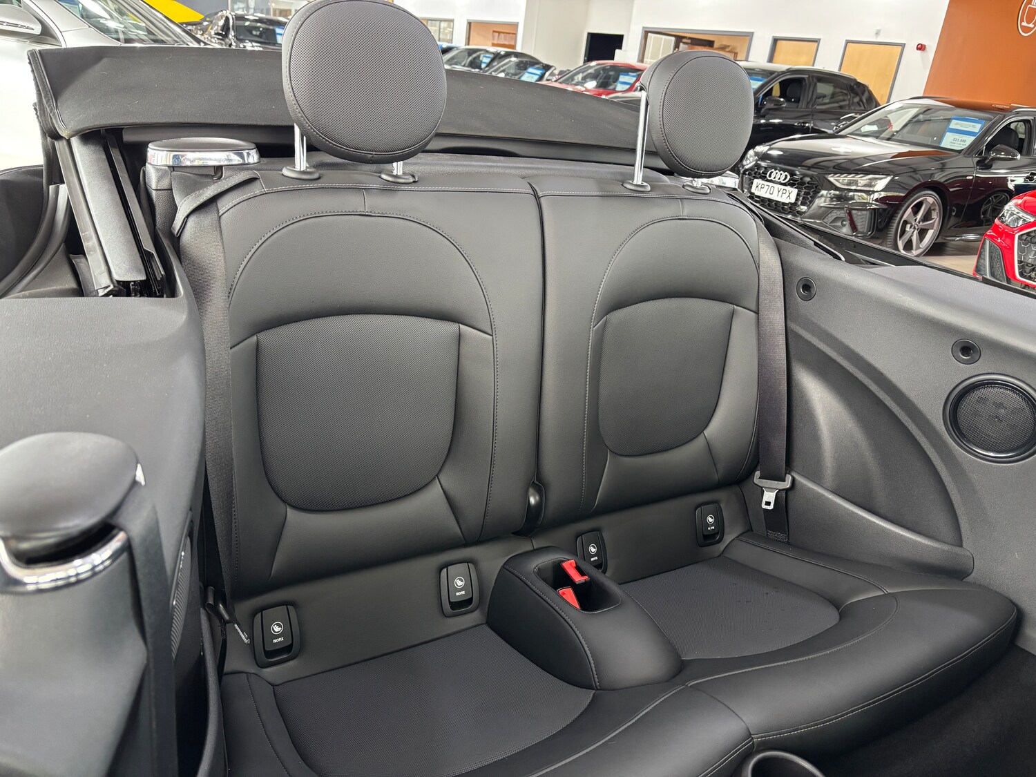Used MINI Convertible 2020 for sale - 76128324: Photo 20