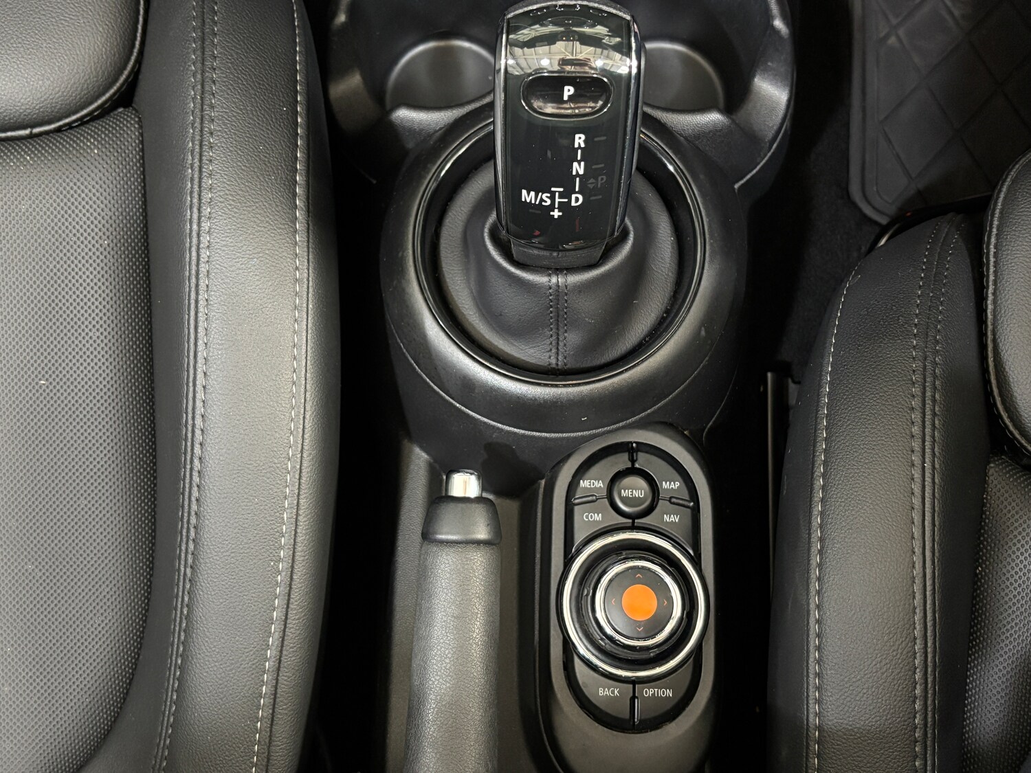 Used MINI Convertible 2020 for sale - 76128324: Photo 26