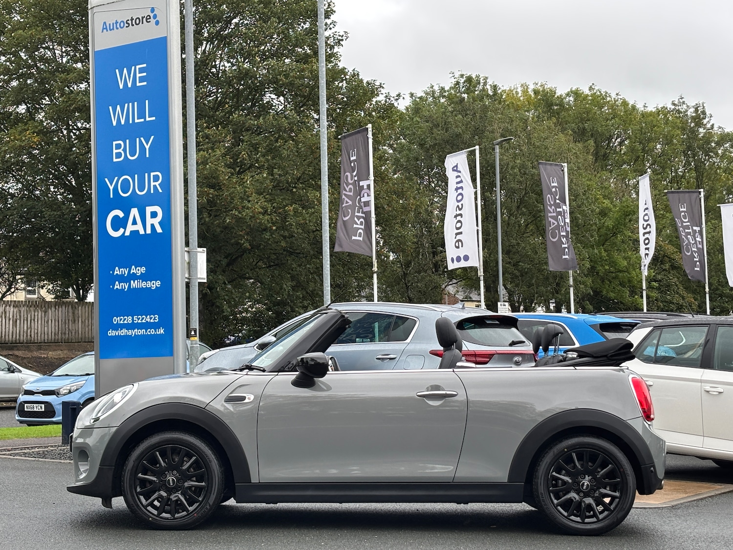 Used MINI Convertible 2020 for sale - 76128324: Photo 8
