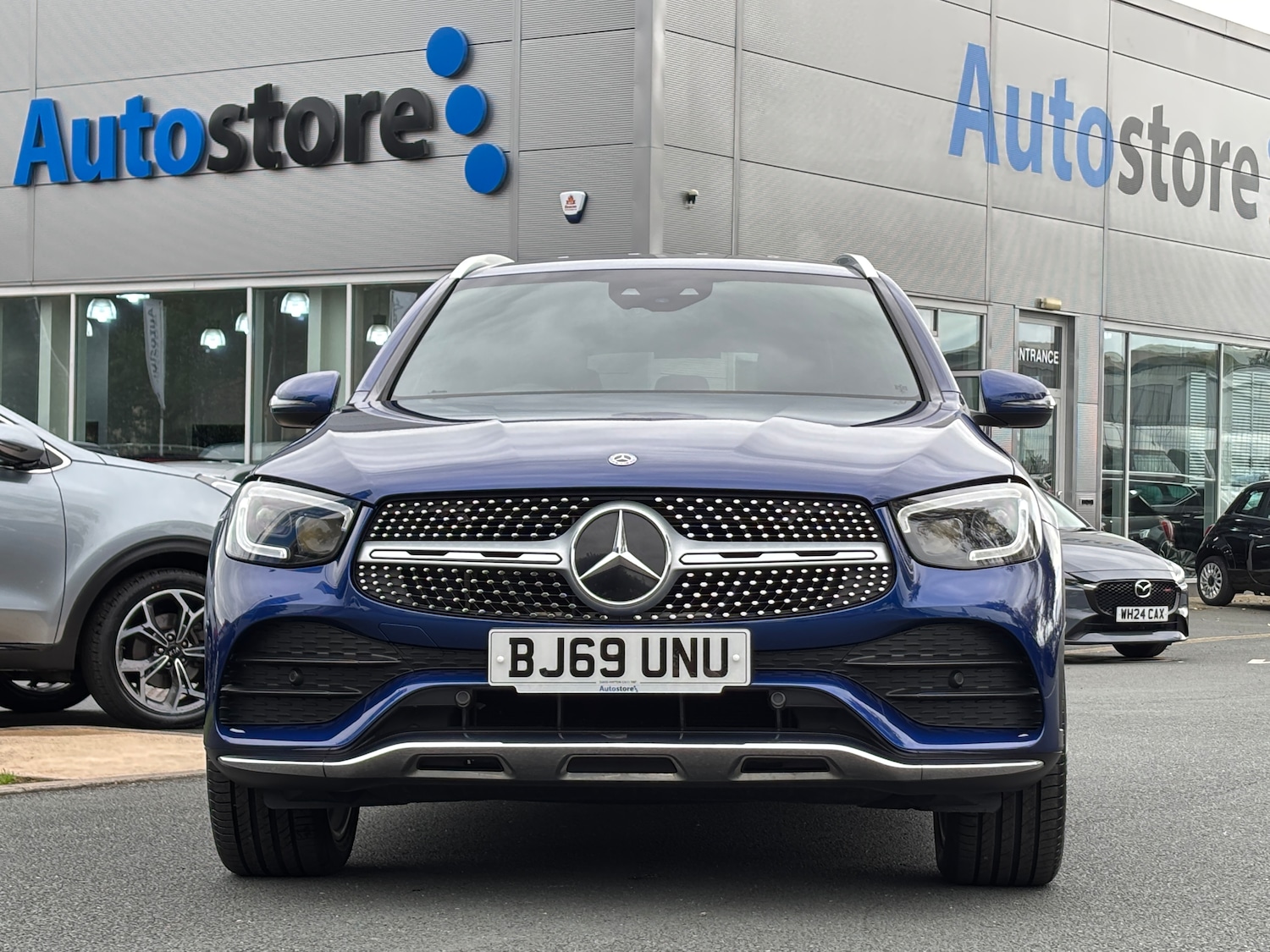 Used Mercedes-Benz GLC 2020 for sale - 75773991: Photo 2