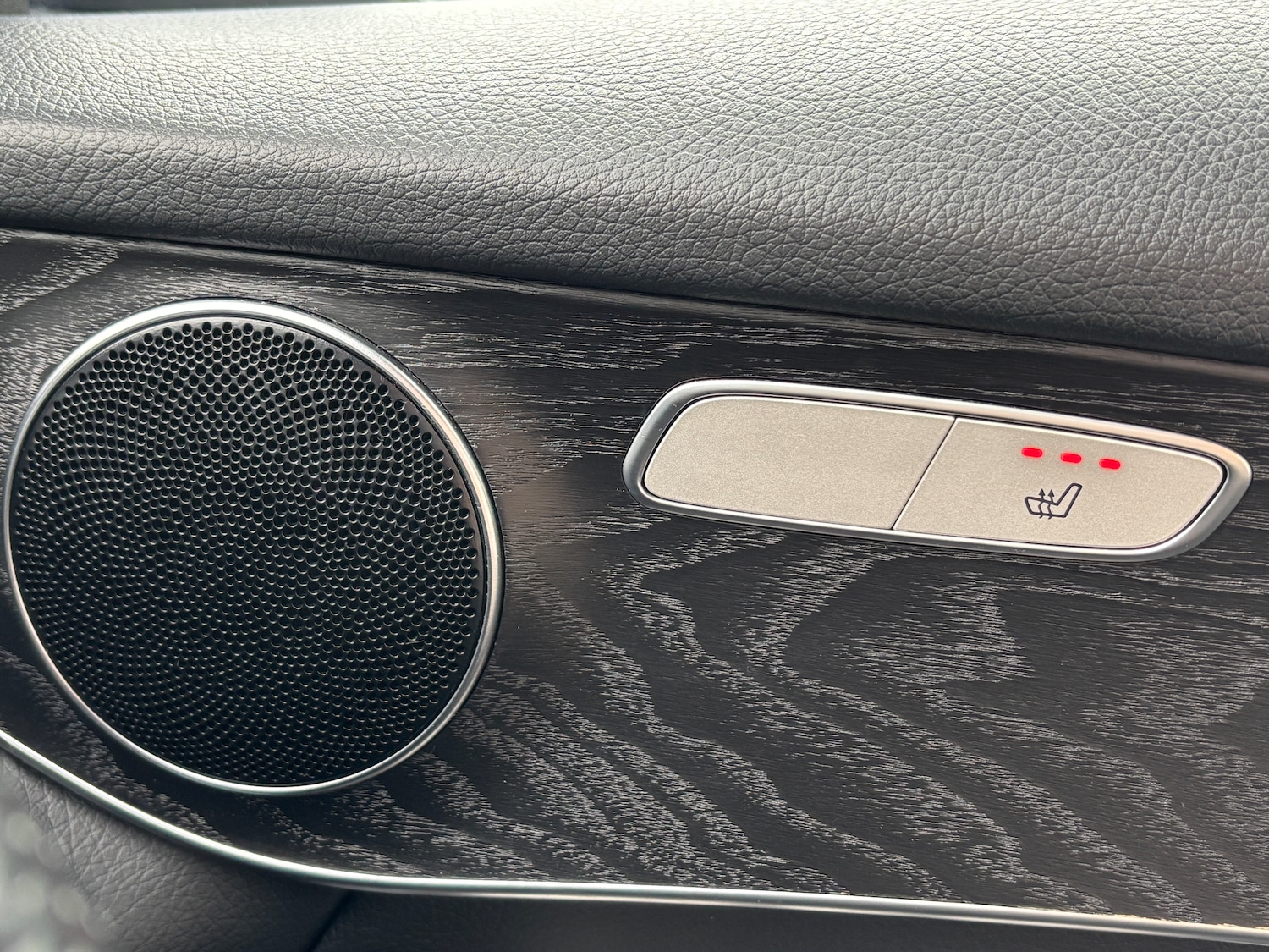 Used Mercedes-Benz GLC 2020 for sale - 75773991: Photo 38