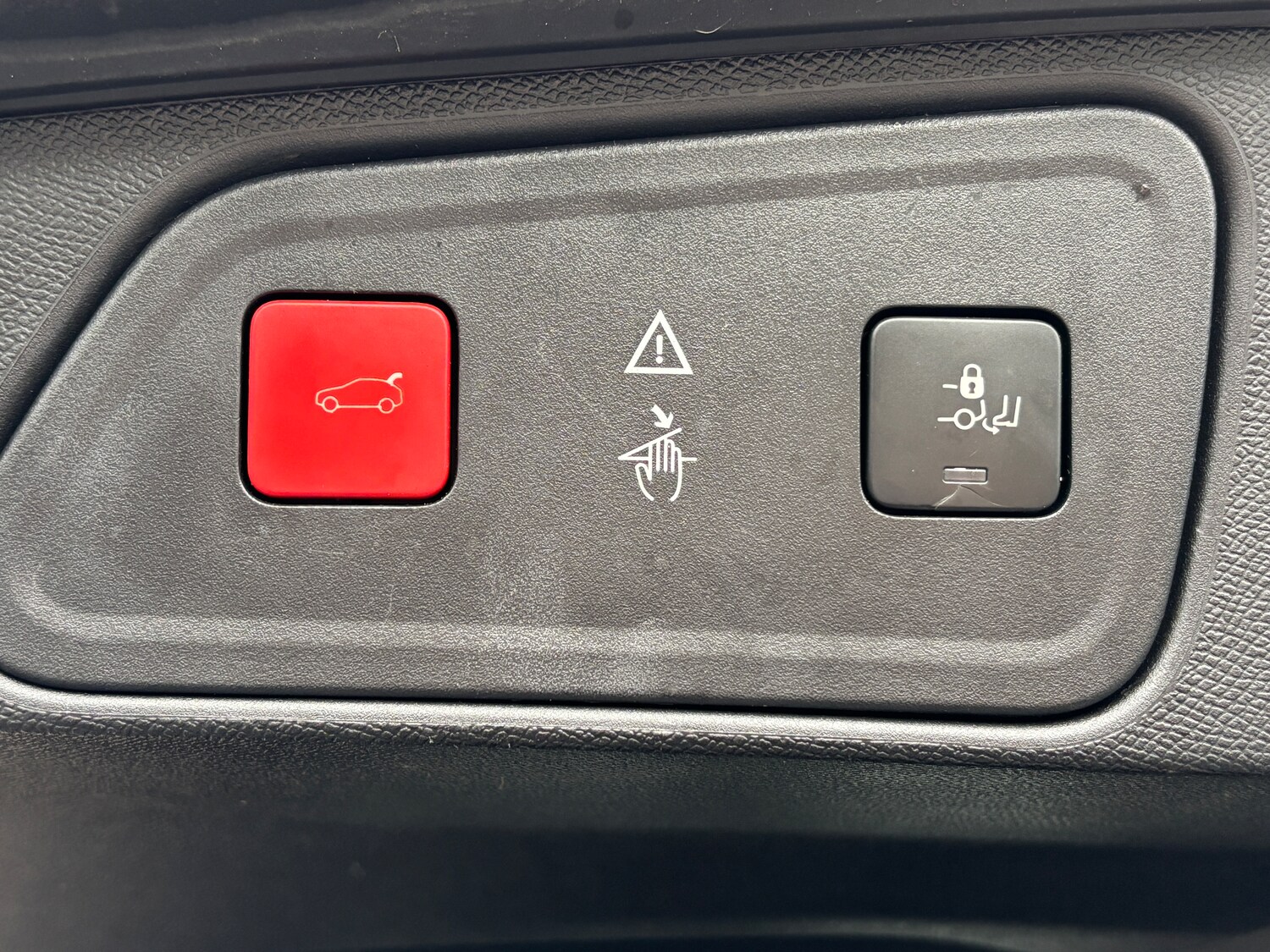 Used Peugeot 3008 2017 for sale - 75694385: Photo 14