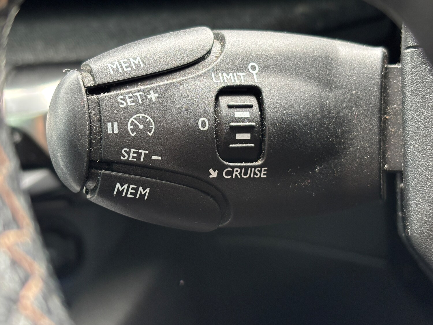 Used Peugeot 3008 2017 for sale - 75694385: Photo 31