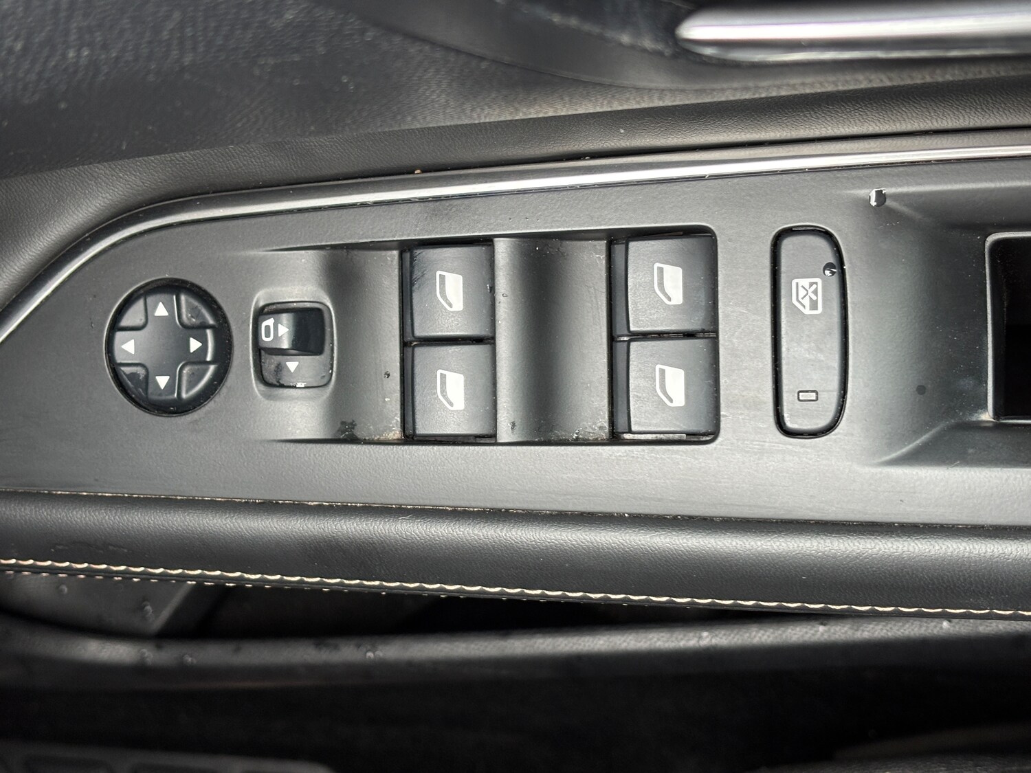 Used Peugeot 3008 2017 for sale - 75694385: Photo 42