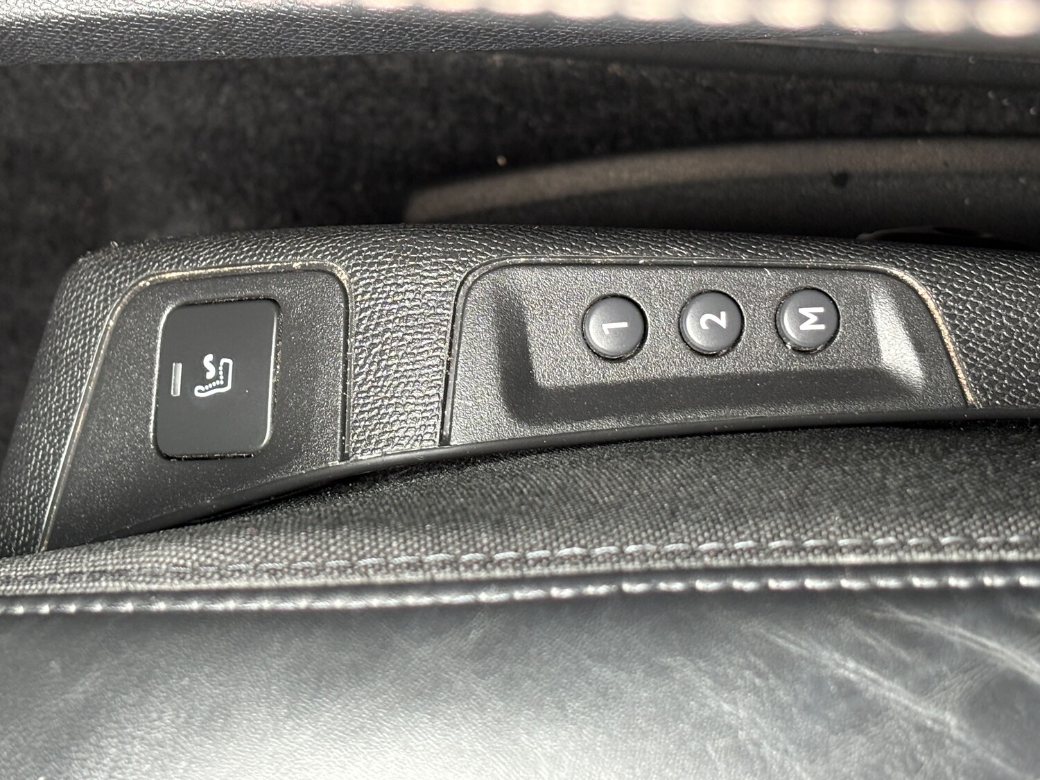 Used Peugeot 3008 2017 for sale - 75694385: Photo 44