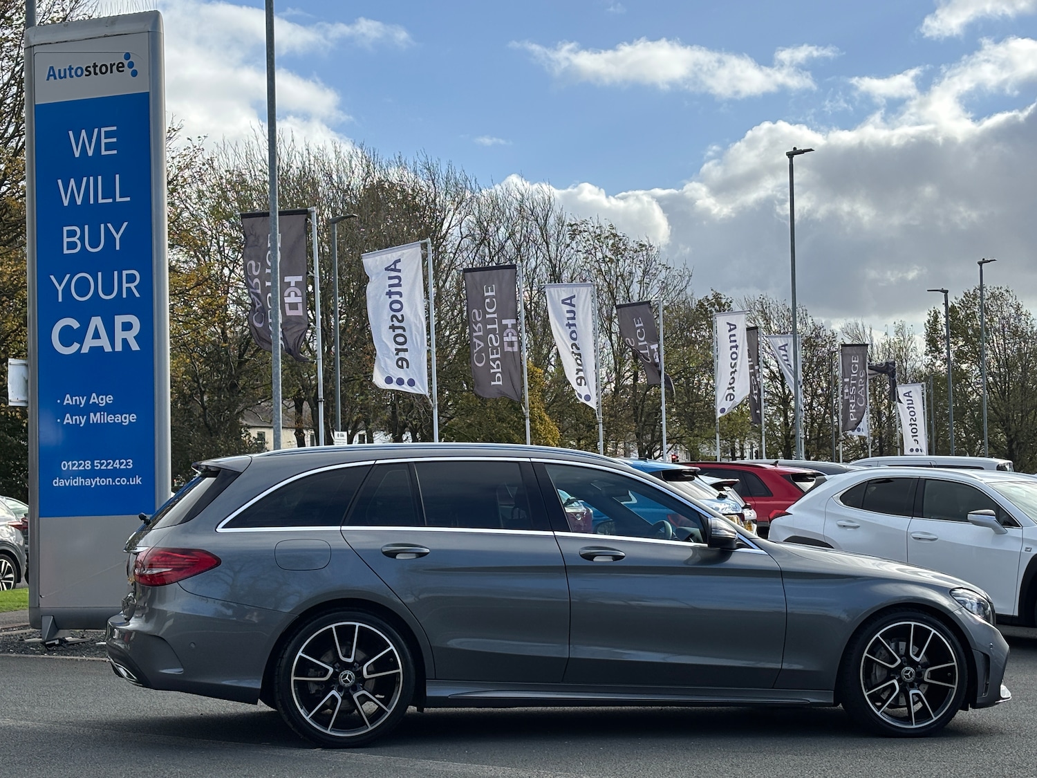 Used Mercedes-Benz C Class 2019 for sale - 76429288: Photo 4