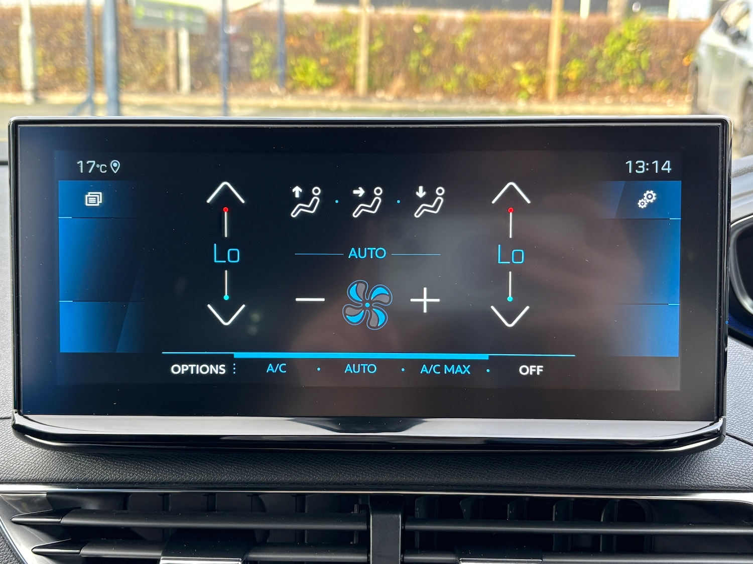 Used Peugeot 3008 2023 for sale - 76503076: Photo 37