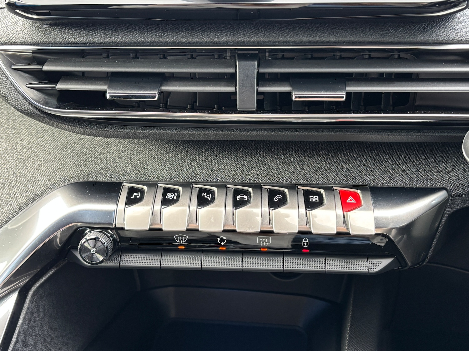 Used Peugeot 3008 2023 for sale - 76503076: Photo 38