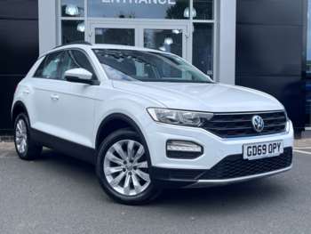 Used Volkswagen T-Roc 2020 for sale - 74955533: Photo