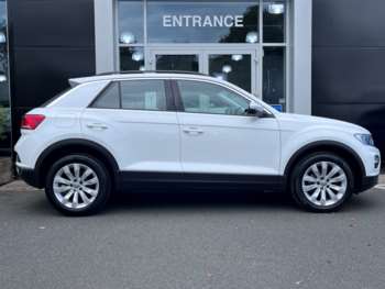 Used Volkswagen T-Roc 2020 for sale - 74955533: Photo