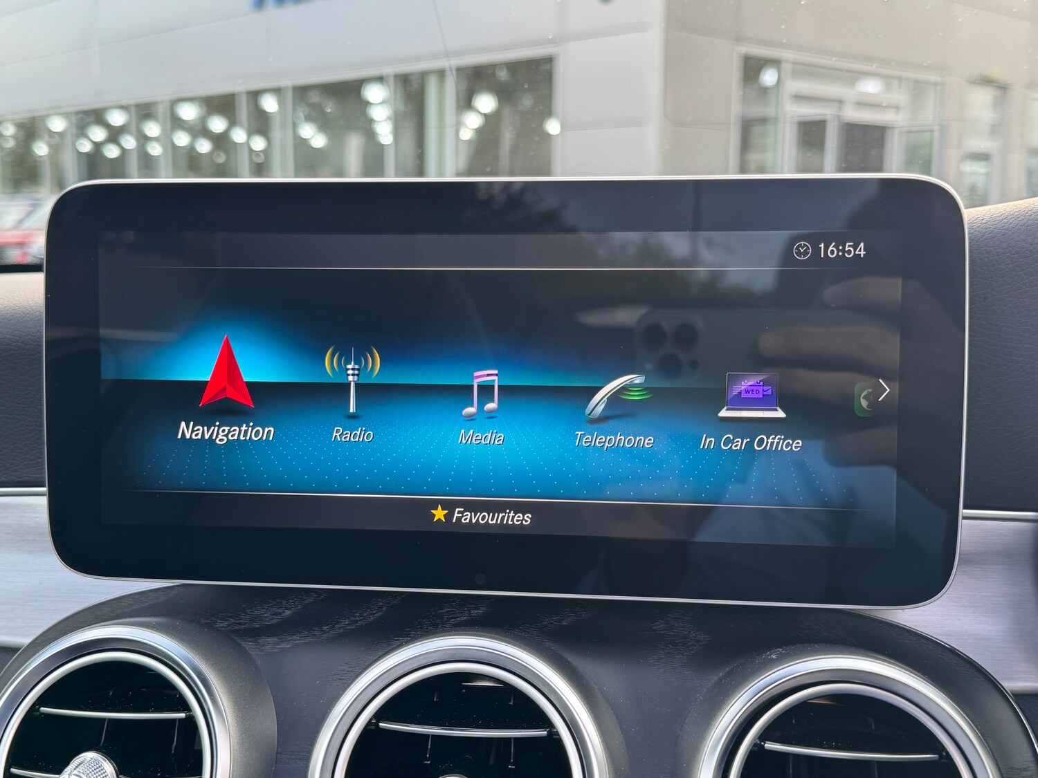 Used Mercedes-Benz C Class 2019 for sale - 75705175: Photo 31