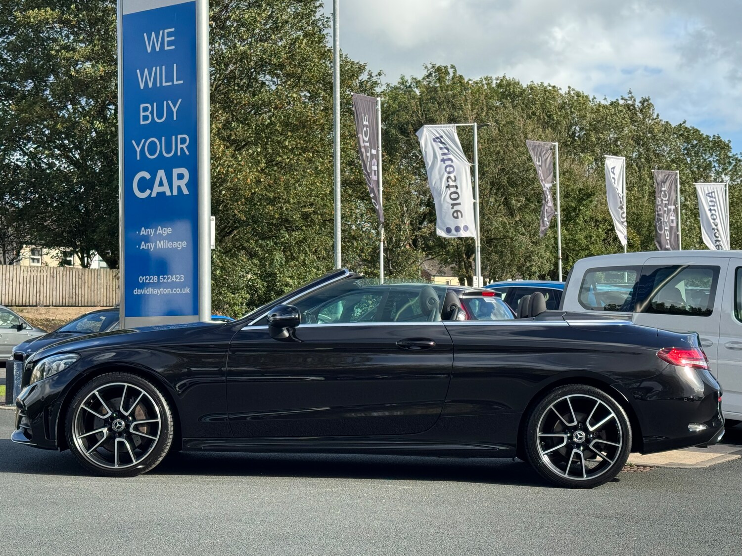 Used Mercedes-Benz C Class 2019 for sale - 75705175: Photo 8