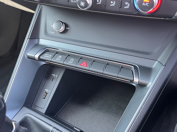 Used Audi Q3 2019 for sale - 74949265: Photo 31
