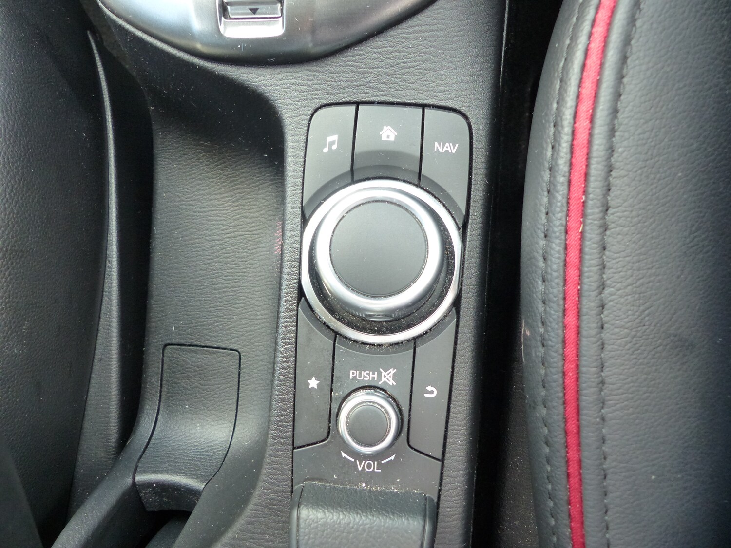 Used Mazda Mazda2 2024 for sale - 76292581: Photo 17