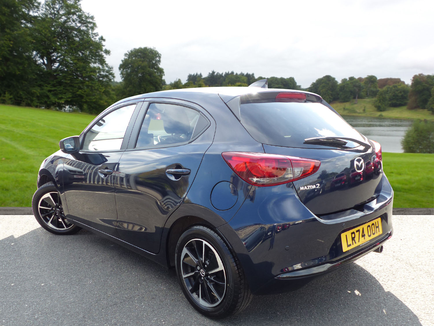 Used Mazda Mazda2 2024 for sale - 76292581: Photo 2