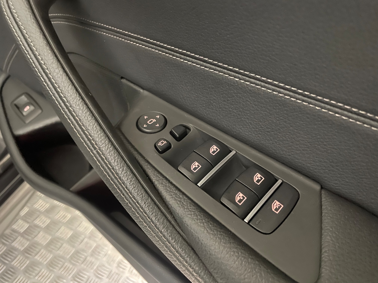 Used BMW 5 Series 2022 for sale - 76126173: Photo 18