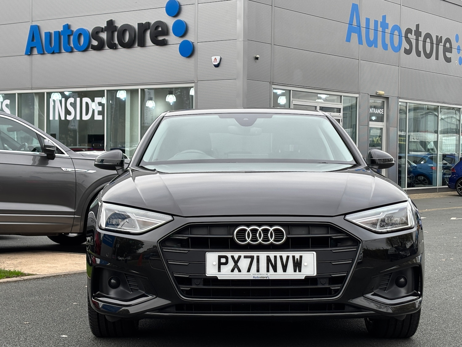 Used Audi A4 2021 for sale - 76016372: Photo 2