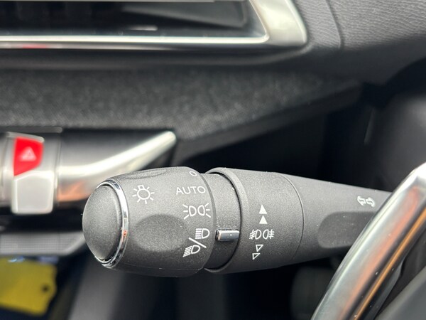 Used Peugeot 3008 2020 for sale - 76253353: Photo 29