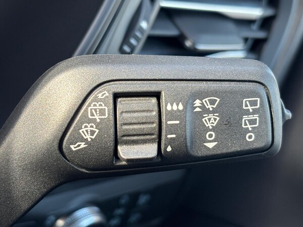 Used Ford Kuga 2020 for sale - 75628012: Photo 30