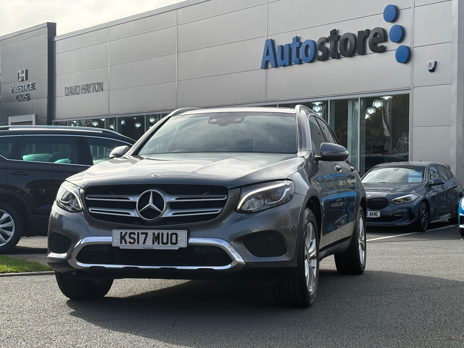 Used Mercedes-Benz GLC 2017 for sale - 76197733: Photo 2