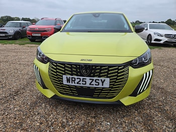 Used Peugeot 208 2025 for sale - 76243592: Photo 2