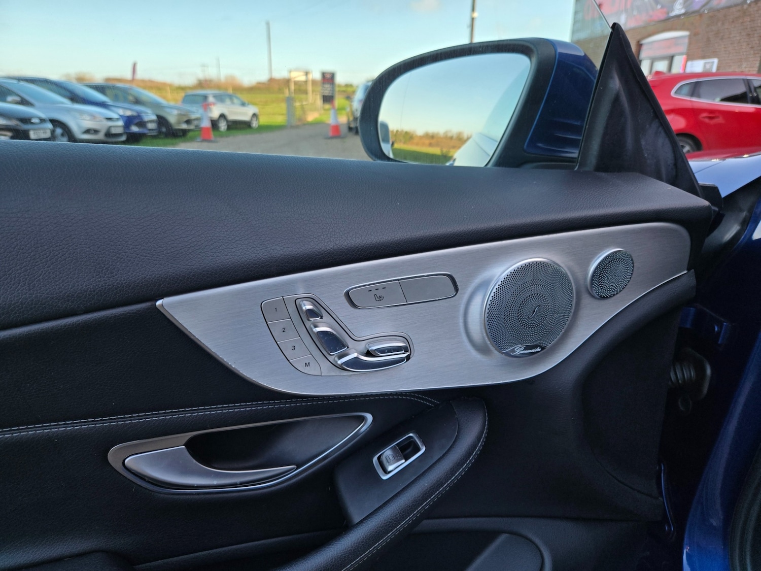 Used Mercedes-Benz C Class 2017 for sale - 76931681: Photo 10