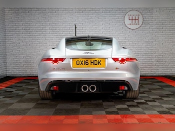 Used Jaguar F-Type 2016 for sale - 79441846: Photo