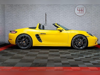 Used Porsche Boxster 2017 for sale - 79440992: Photo
