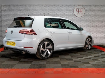 Used Volkswagen Golf 2017 for sale - 79107493: Photo