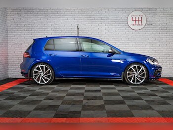 Used Volkswagen Golf 2017 for sale - 78586791: Photo