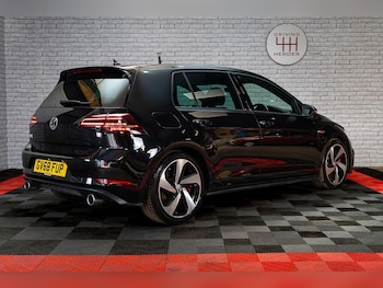 Used Volkswagen Golf 2019 for sale - 78684671: Photo