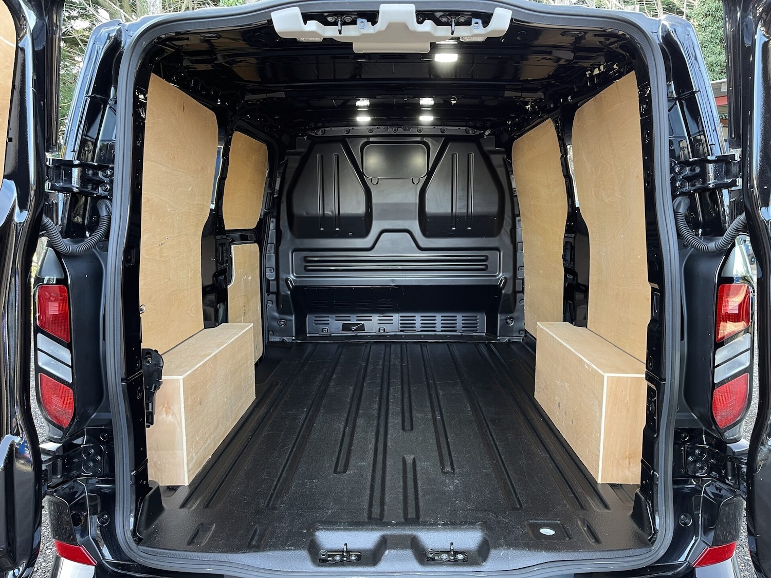 Used Ford Transit Custom 2024 for sale - 77719072: Photo 28