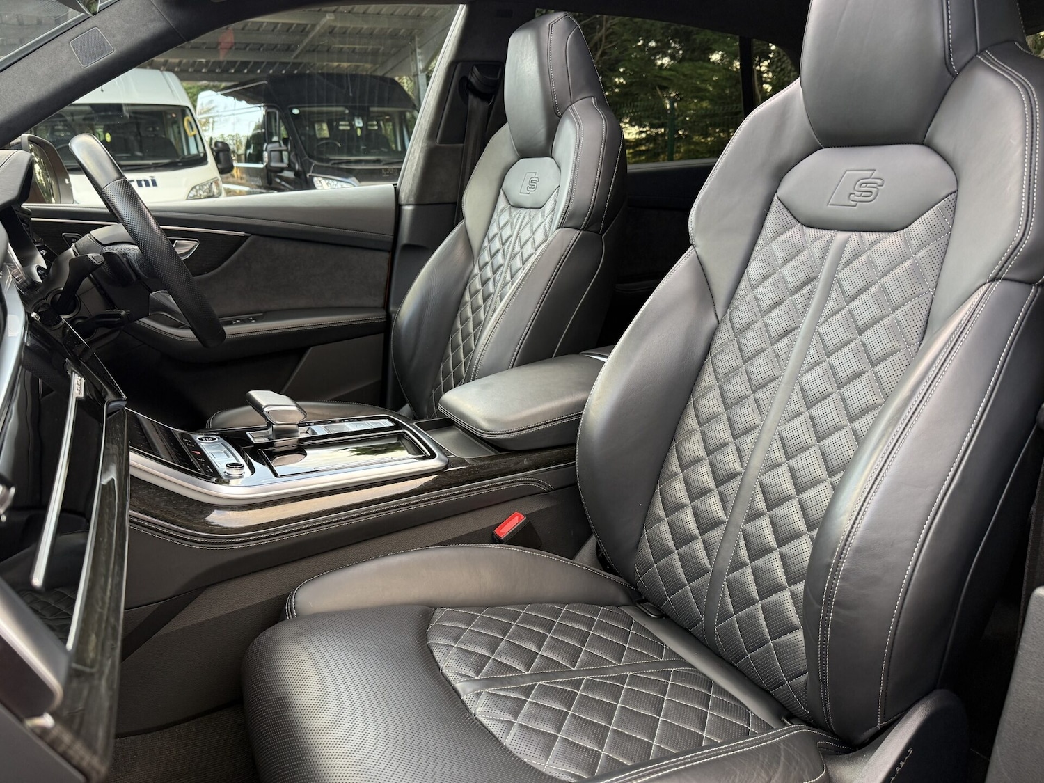 Used Audi Q8 2022 for sale - 76394967: Photo 28