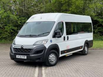 2020 (20) - 40 L4H2 BLUEHDI 17 SEAT NON D1 MINIBUS WITH PARKING SENSORS E6 5-Door