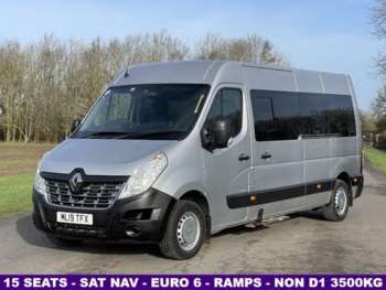 2019 (19) - 2.3 dCi 35 15 Seater Minibus with removable ramps LWB Medium Roof Euro 6 5-Door