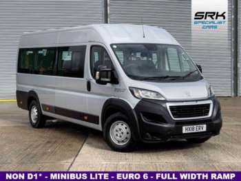 2018 (18) - 2.0 440 L4 H2 17 seater Lightweight Minibus, Non D1*, Sensors, Euro 6 5-Door