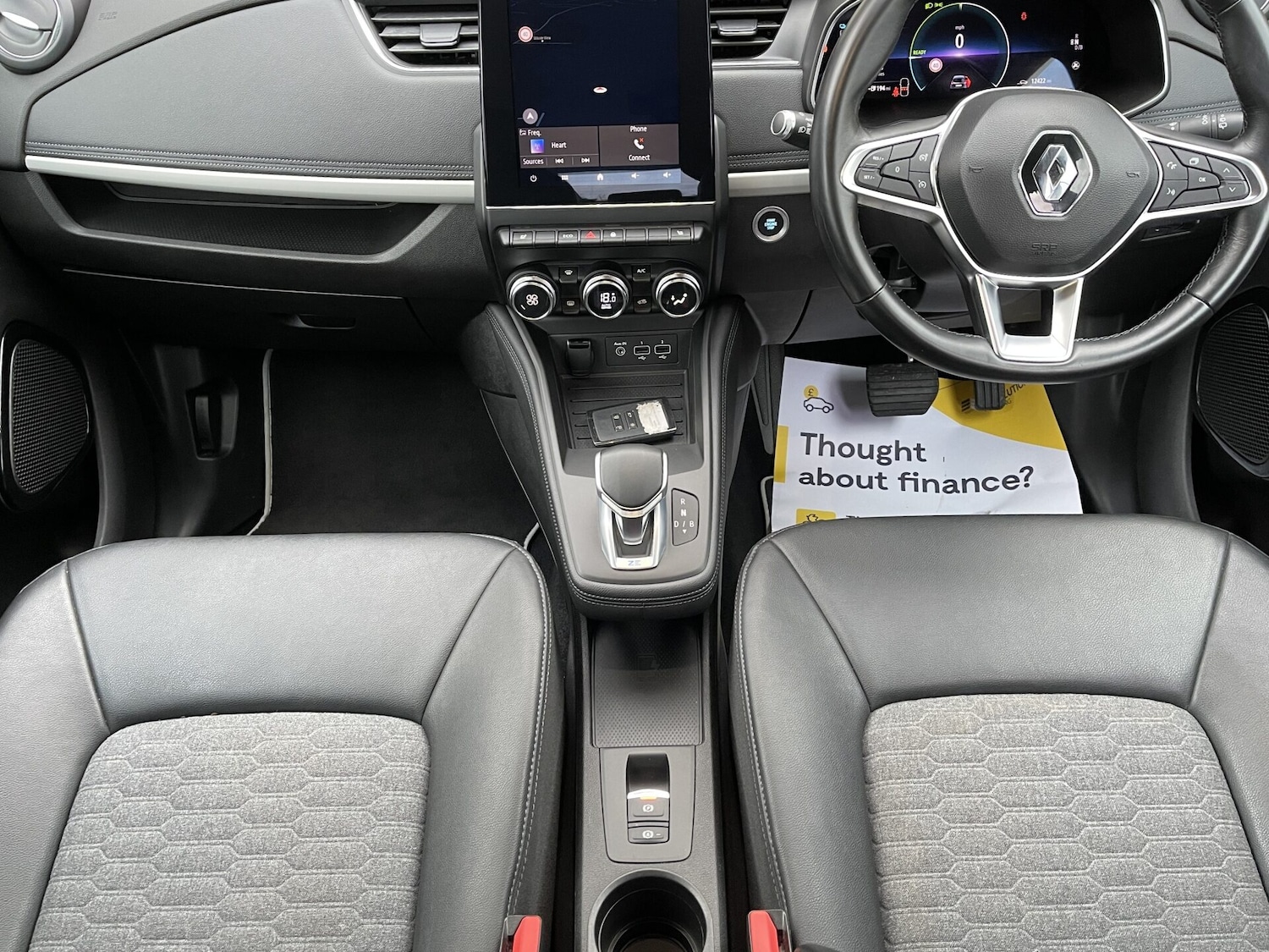 Used Renault Zoe 2022 for sale - 76535087: Photo 13