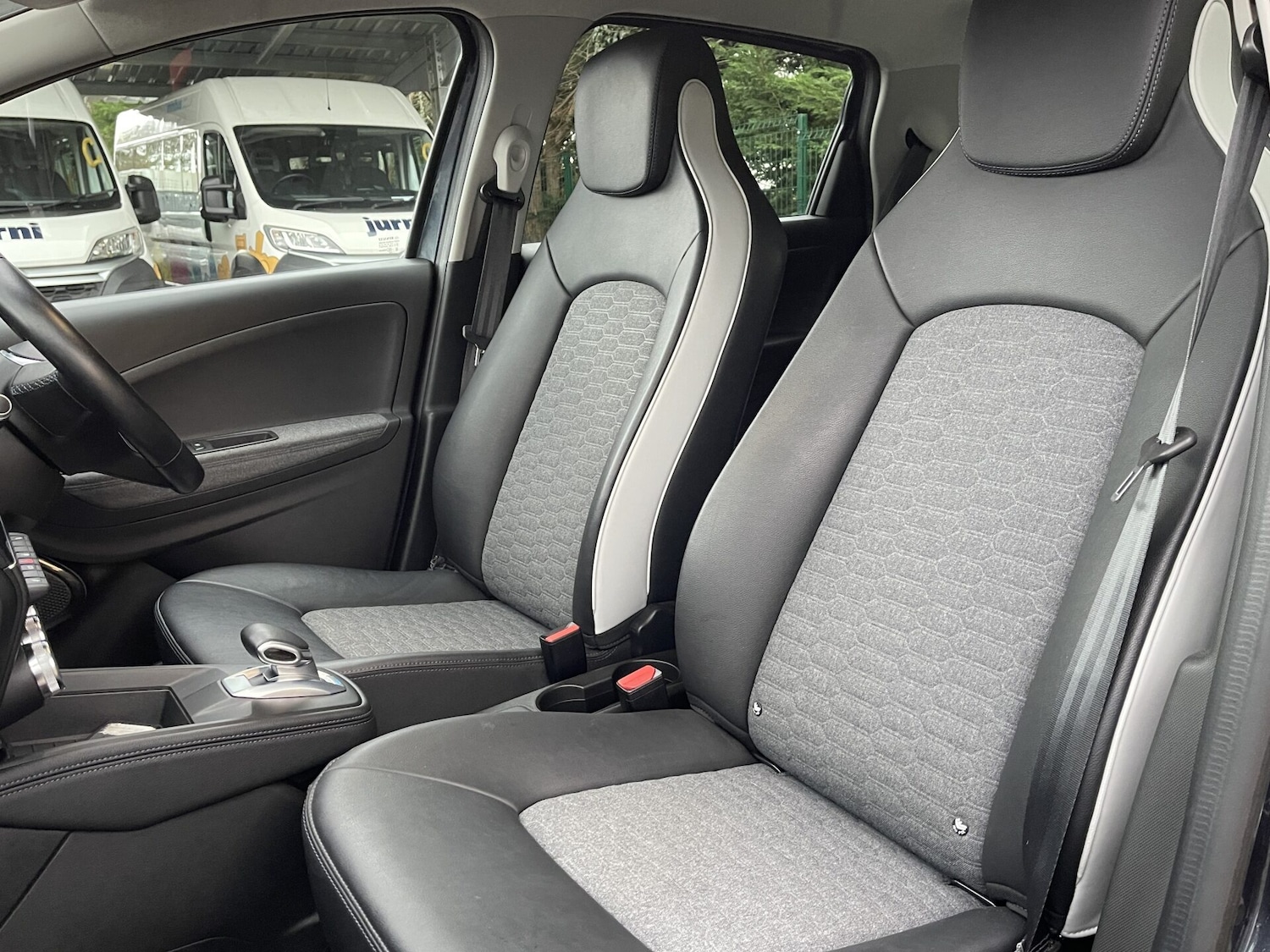 Used Renault Zoe 2022 for sale - 76535087: Photo 4