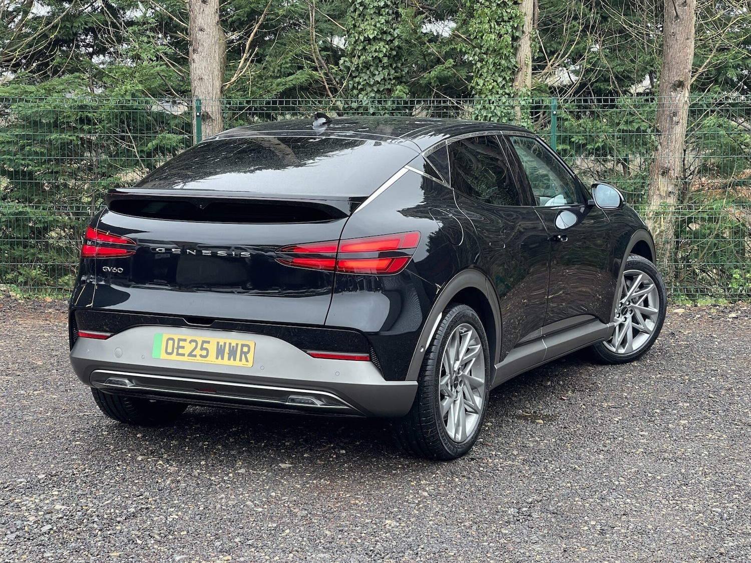 Used Genesis GV60 2025 for sale - 77502838: Photo 2