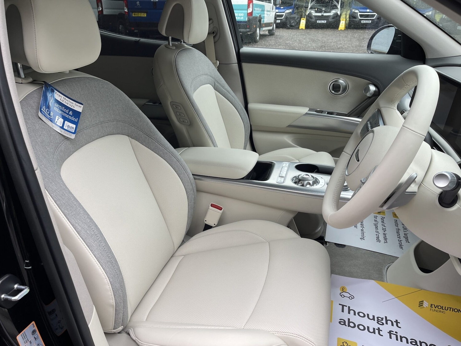 Used Genesis GV60 2025 for sale - 77502838: Photo 24