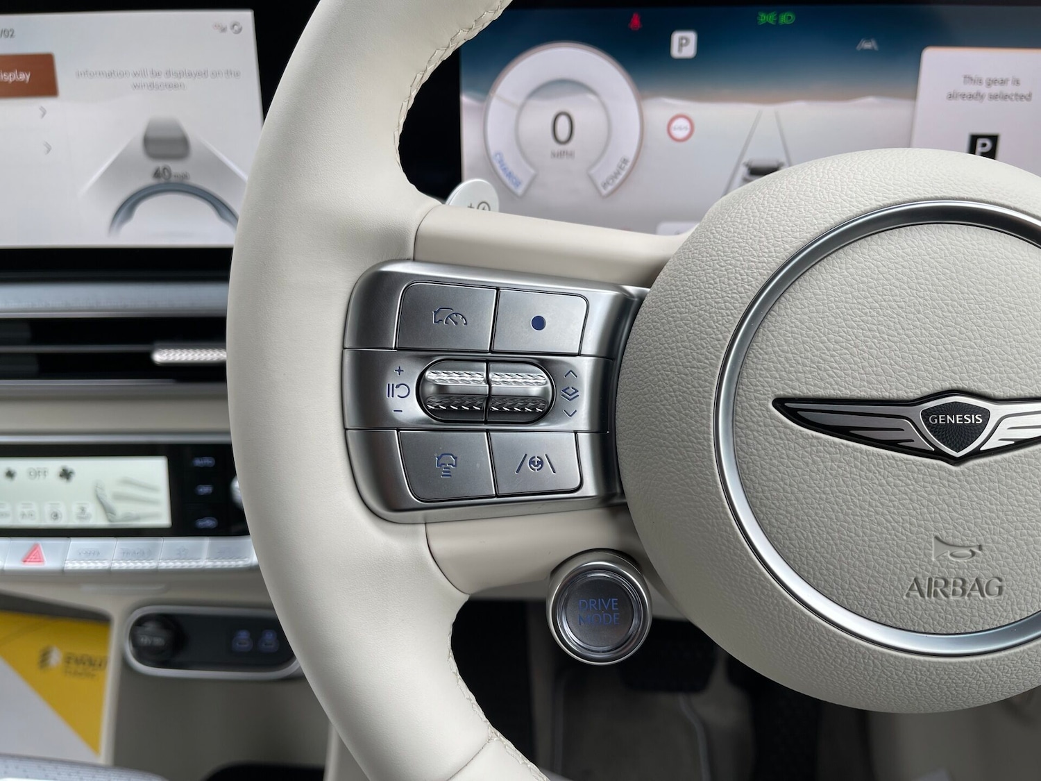 Used Genesis GV60 2025 for sale - 77502838: Photo 30