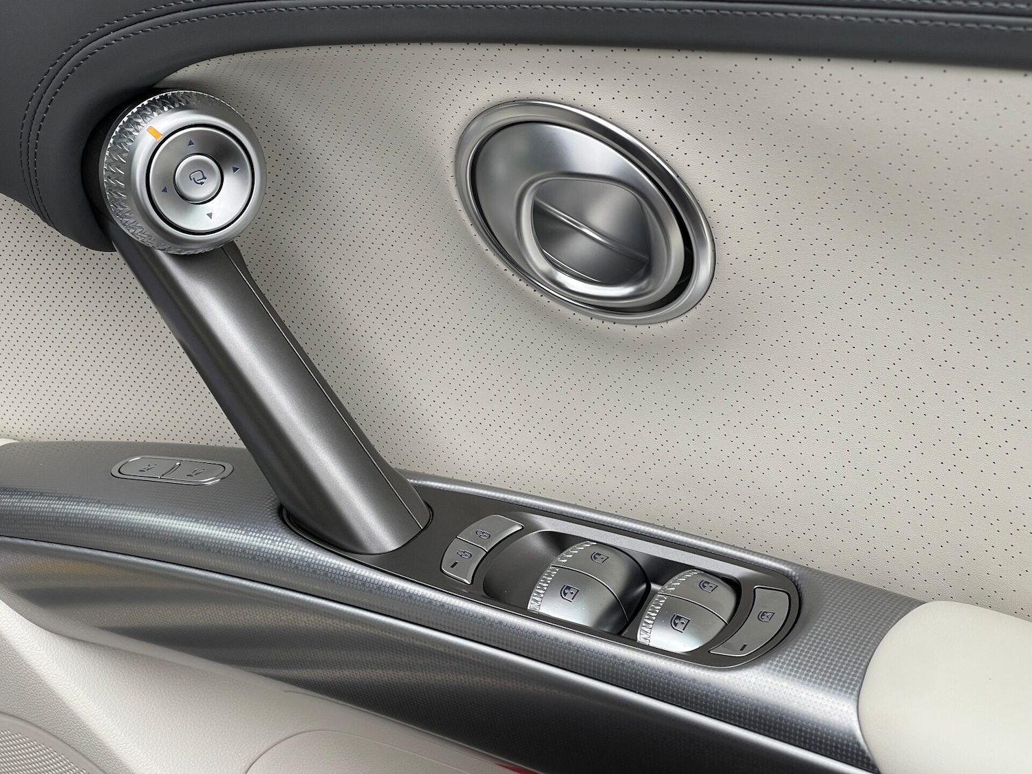 Used Genesis GV60 2025 for sale - 77502838: Photo 36