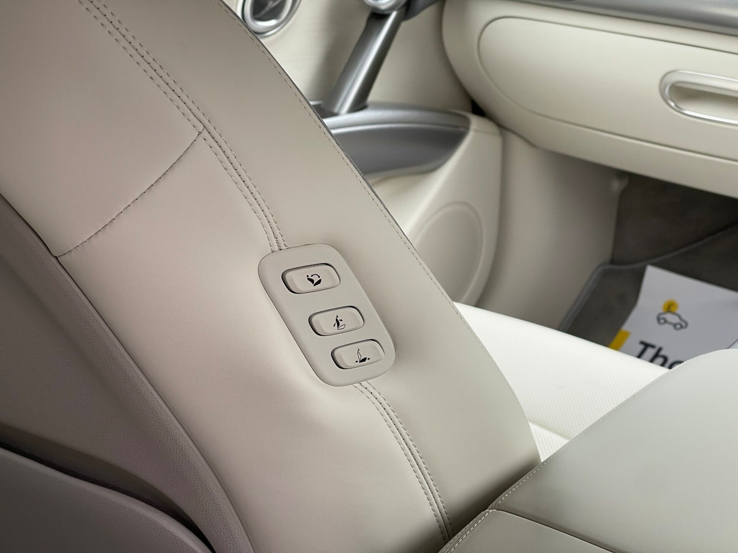 Used Genesis GV60 2025 for sale - 77502838: Photo 41